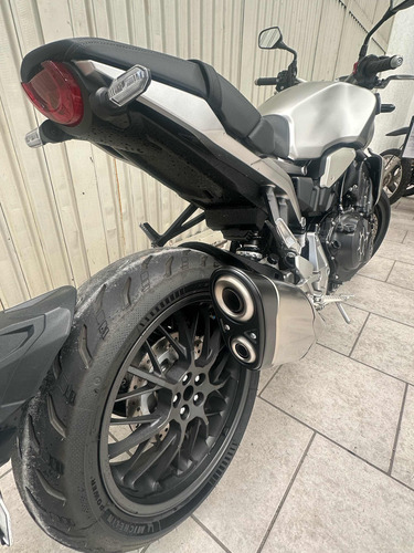 Honda Cb 1000 R 2022 Prata Un Dono Estudo Troca 2736 Km