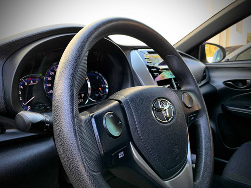 Imagem 8 de 14 de Toyota Yaris 1.3 16v Flex Xl Multidrive