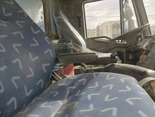 Iveco Trakker 420 TatĂș Con Volcadora Baco