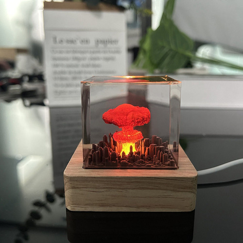 Lámpara De Explosión Nuclear Mushroom Cloud, Modelo Bomba At