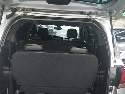 Imagem 7 de 11 de Chevrolet Spin Premier 1.8 8v