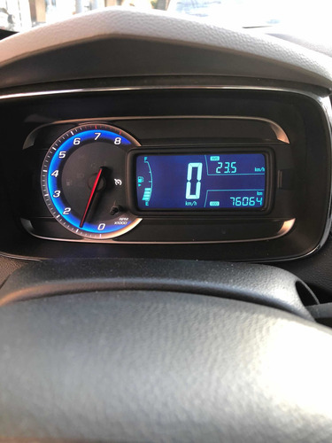Imagen 12 de 15 de Chevrolet Tracker 2015 1.8 Ltz Fwd Mt 140cv