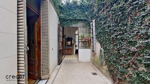 Hermosa Casa De Epoca De 4 Ambientes Con Terraza Y Patio