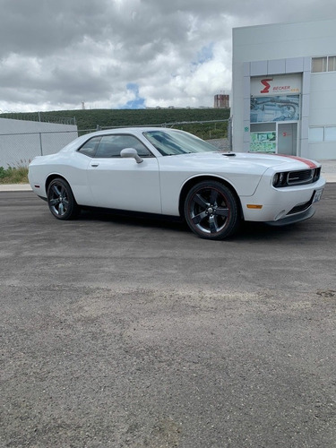 Imagen 3 de 15 de Dodge Challenger 3.6 Black Line V6 At 2015