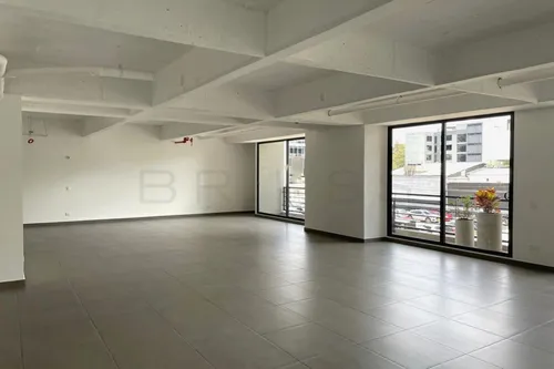 Oficina En Arriendo/venta En Chico Reservado. Cod A5822