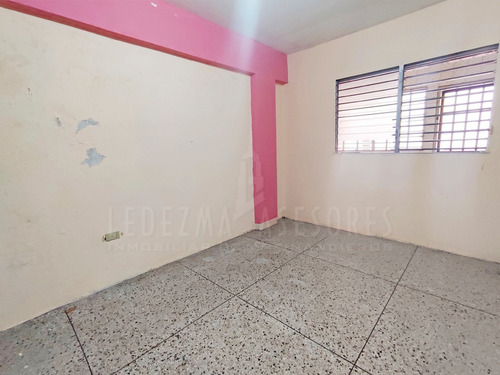 Imagen 15 de 18 de Ledezma Asesores Vende Edificación Comercial En Plena Avenida Paseo Orinoco, Ciudad Bolívar Venezuela