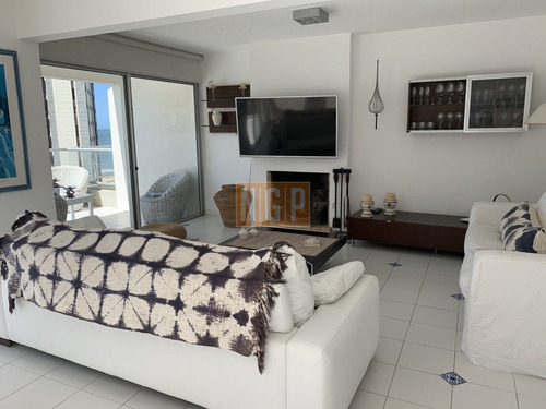 Imagen 21 de 30 de Venta Brava Parada 3 Pent House Como Primera Linea