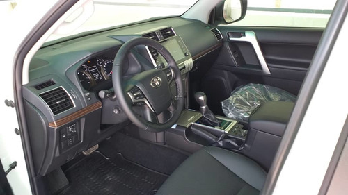 Imagen 12 de 17 de Toyota Prado Vx