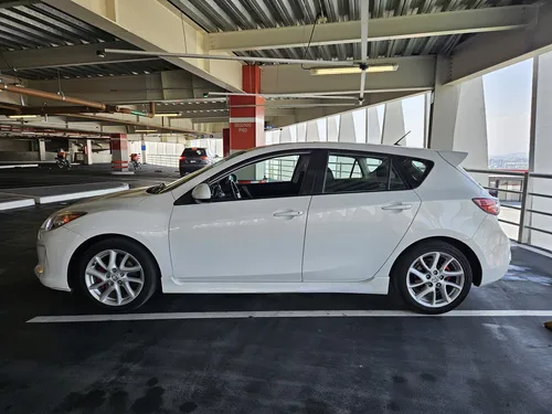 Bonito Mazda 3 Sport Gt 2012