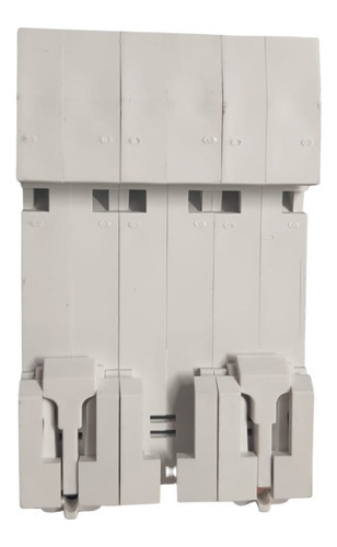 Interruptor Automático 3p 32a 6ka 415v C32 Sec