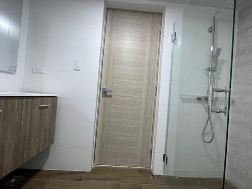 Oportunidad De Apartamento De 1 Habitación Y Linea Blanca Con Vista Al Mar
