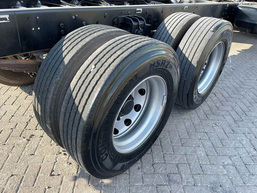 Imagem 7 de 14 de Ford Cargo 2431 6x2 2019 Impecável