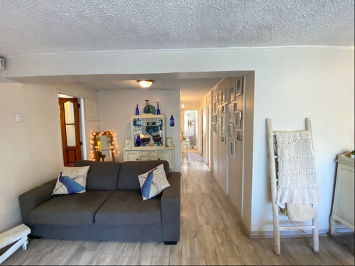 Imagen 15 de 30 de Venta Casa 4 Dormitorios Santiago