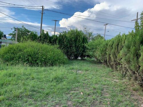 Magnifica Esquina Comercial A La Venta!! Con 2 Casas +galpón