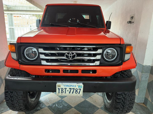 Toyota Land Cruiser Hembrita