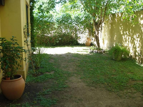 Imagen 1 de 10 de Departamento En Venta En Pilar, G.b.a. Zona Norte