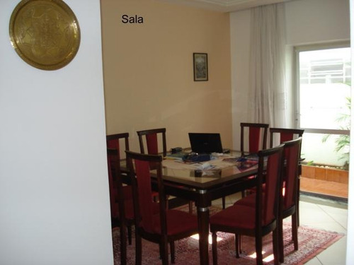 Imagem 8 de 15 de Casa Térrea 3 Dormitórios Vila Mussolini C/ Piscina - 1033-6612
