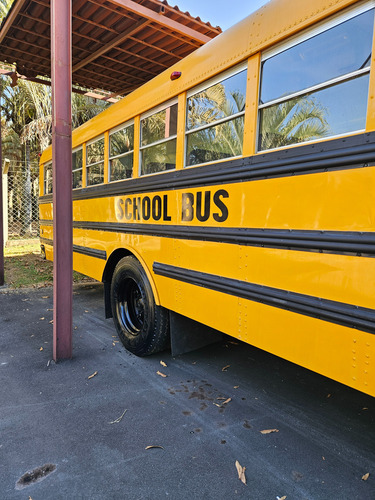 Ônibus Escolar Americano Importado Todo Documentos Em Dia