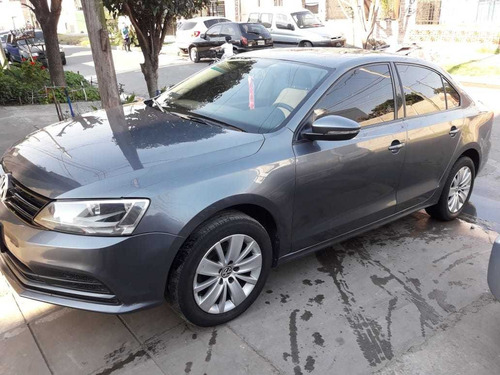 Volkswagen Vento 2.0 Advance 115cv 2015