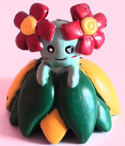 Excelente Figura Bellossom Pokemon Vintage Muñeco Anime