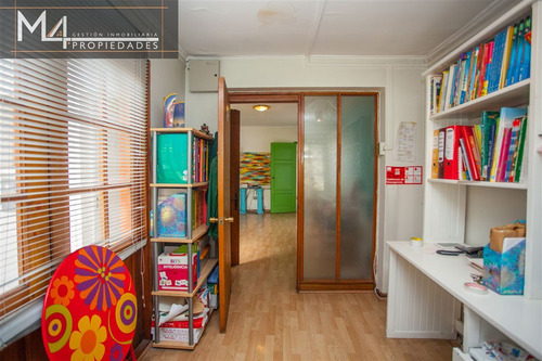 Casa En Tranquilo Barrio Con Excelentes Accesos 7dorm 4bañ