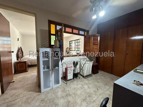 Casa En Venta Montalbán