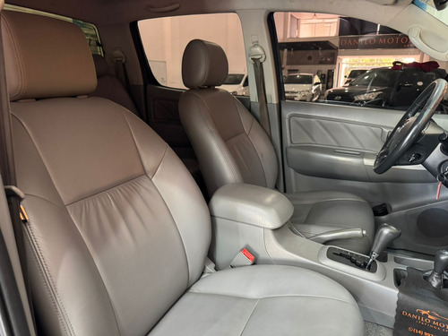 Toyota Hilux 3.0 Srv Cab. Dupla 4x4 Aut. 4p