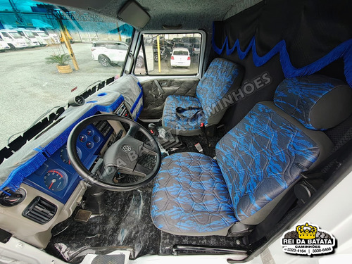 Volkswagen 15-180 Worker Mwm Turbo 6 Cilindros Baú 6,80 2002