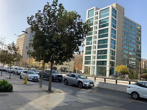 Para Inversión Metro Manquehue 2 Estacionamientos + Bodega
