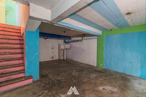 Venta Local En Aires Puros Baño Cochera 2 Plantas