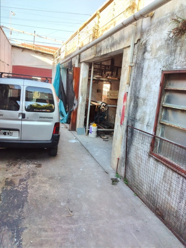 Imagen 3 de 5 de Terreno Ideal Para Galpón, En Zona Mixta Industrial (se Escuchan Ofertas)