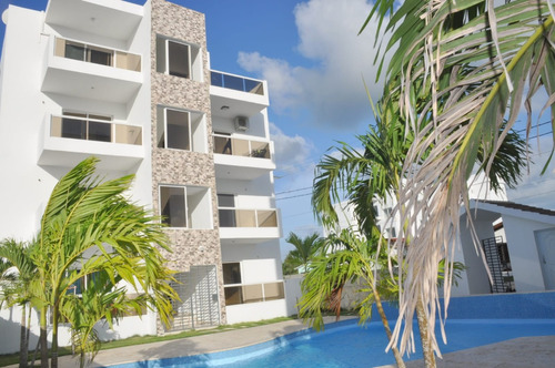 Vendo Apartamento Con Piscina A 5 Minutos A Pies De La Playa En Bayahibe