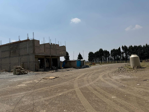 Terreno 200 M2 En Metepec $4300 M2