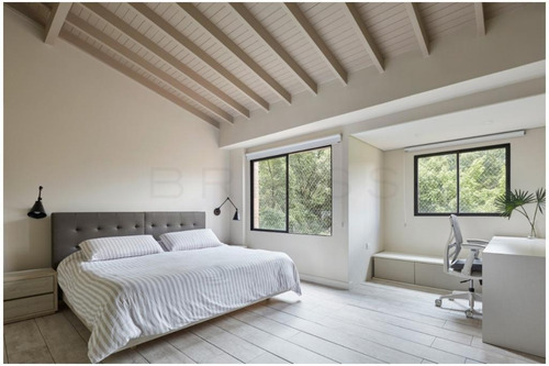 Imagen 9 de 13 de Apartamento En Venta En Medellín El Poblado. Cod 50754