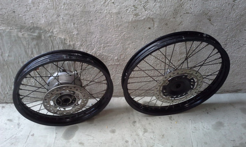 Imagem 8 de 10 de Roda Dianteira E Roda Traseira Moto Honda Xre 300 Original