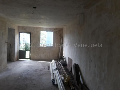 Imagen 4 de 10 de Julio Latouche Vende Casa Las Morochas 22-3091 Jj35