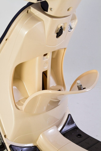 Imagen 10 de 24 de Moto Zanella Styler Edizione 150 Scooter Automática 2023 0km