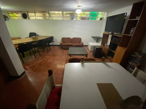 Imagen 6 de 25 de Venta De Casa En Los Chorros, Calle El Rosario, Municipio Secre
