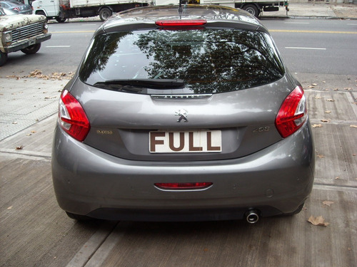 Peugeot 208 Feline 2013