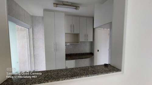 Imagem 6 de 13 de Apartamento Lindo Todo Reformado !!! - 133