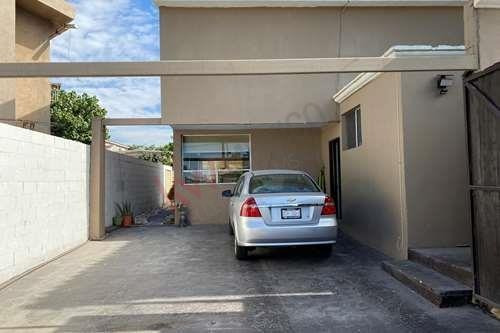 Imagen 4 de 25 de Casa En Renta A Unos Metros De Blvd. Lazaro Cardenas-villafontana
