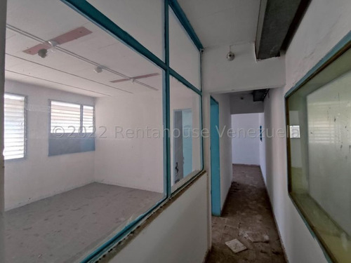 Imagen 4 de 16 de Galpon En Venta En Zona Industrial San Crispin Santa Cruz De Aragua 22-25537 Irrr