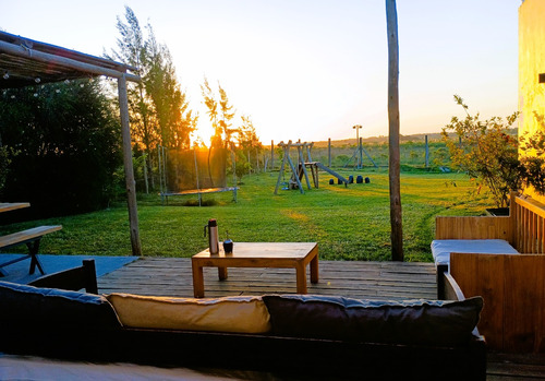 Casa Con Los Mejores Atardeceres De Colinas De Carrasco. 3 Dormitorios 2 Baños