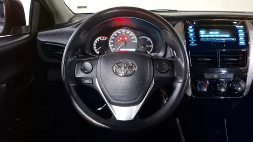 Toyota Yaris 1.5 SEDAN CORE AUTO