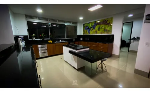 Casa En El Poblado Los Balsos