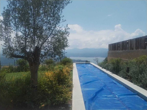Casa De 2 Niveles En El Santuario , Valle De Bravo