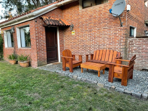 Imagen 18 de 30 de Hermoso Chalet Con Piscina Punta Del Este