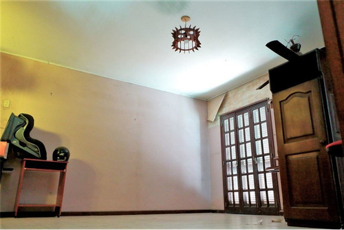 Imagen 9 de 30 de Casa En Venta En Reconquista