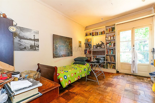 Casa En Venta De 4 Dorm. En Las Condes