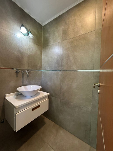 Casa En Venta En Los Naranjos, Canning